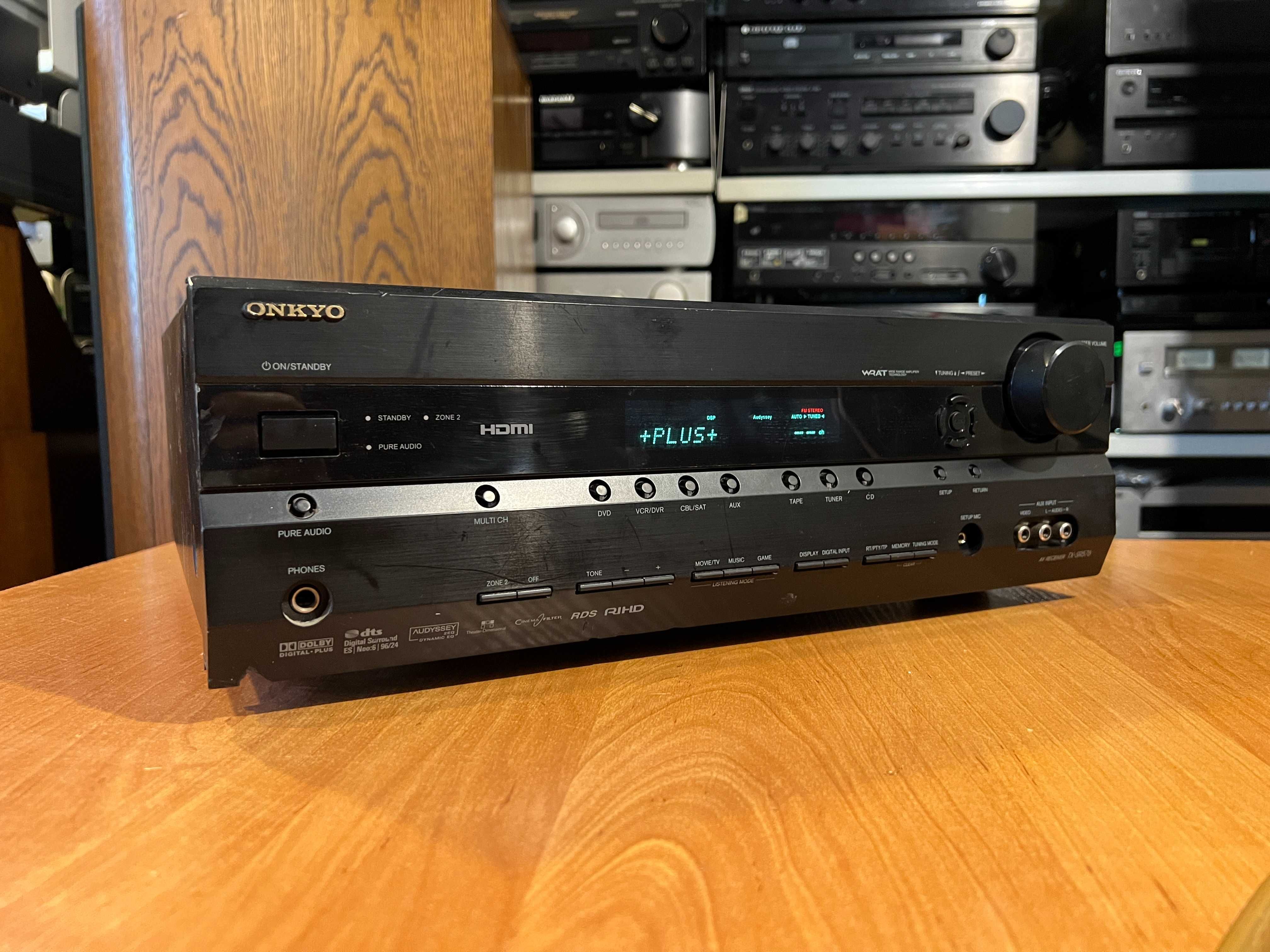 Amplituner Onkyo TX-SR576 Audio Room
