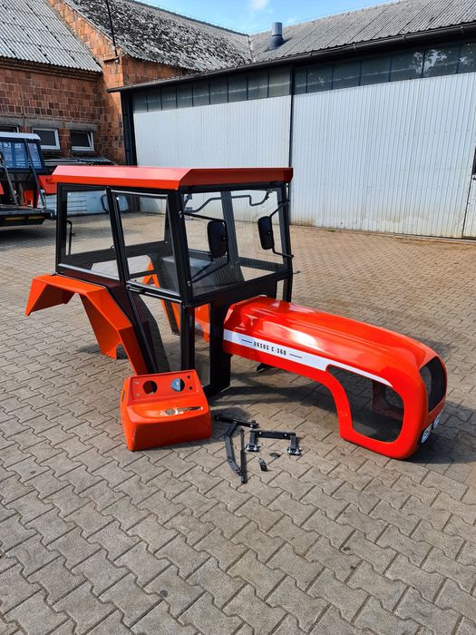 Kabina c360 Kabina c330 Kabina ciągnikowa C360 Maska C360 Nowość