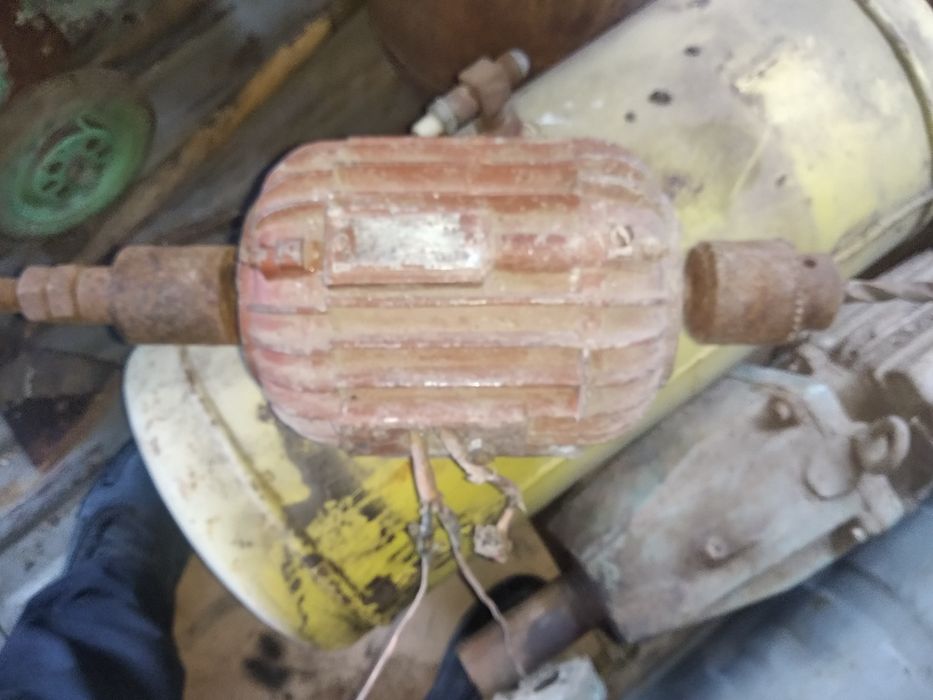 Продам електродвигун.