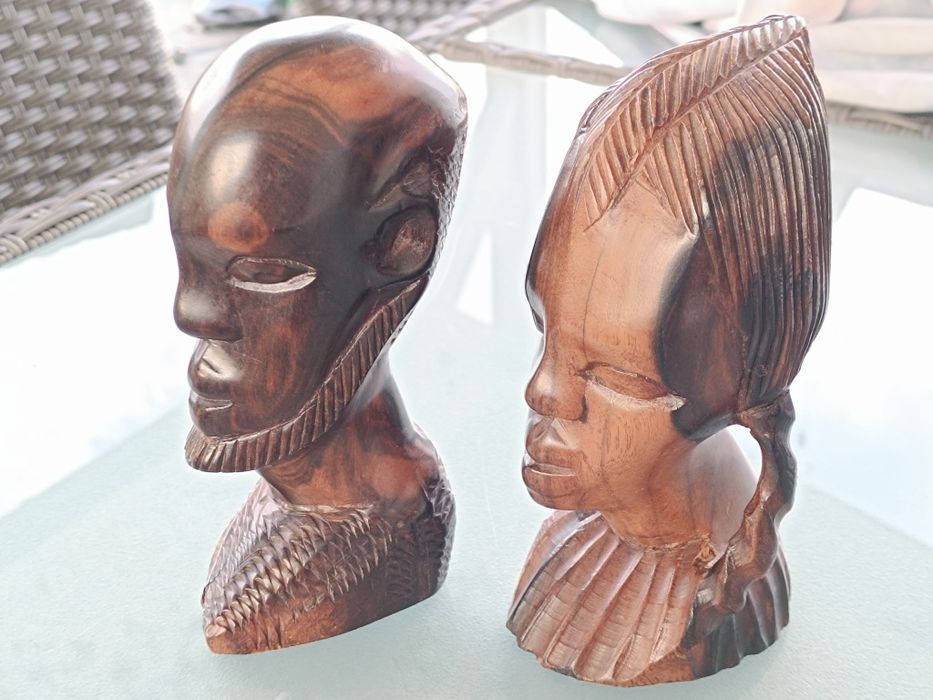 Piekne rzeźby afrykańskie