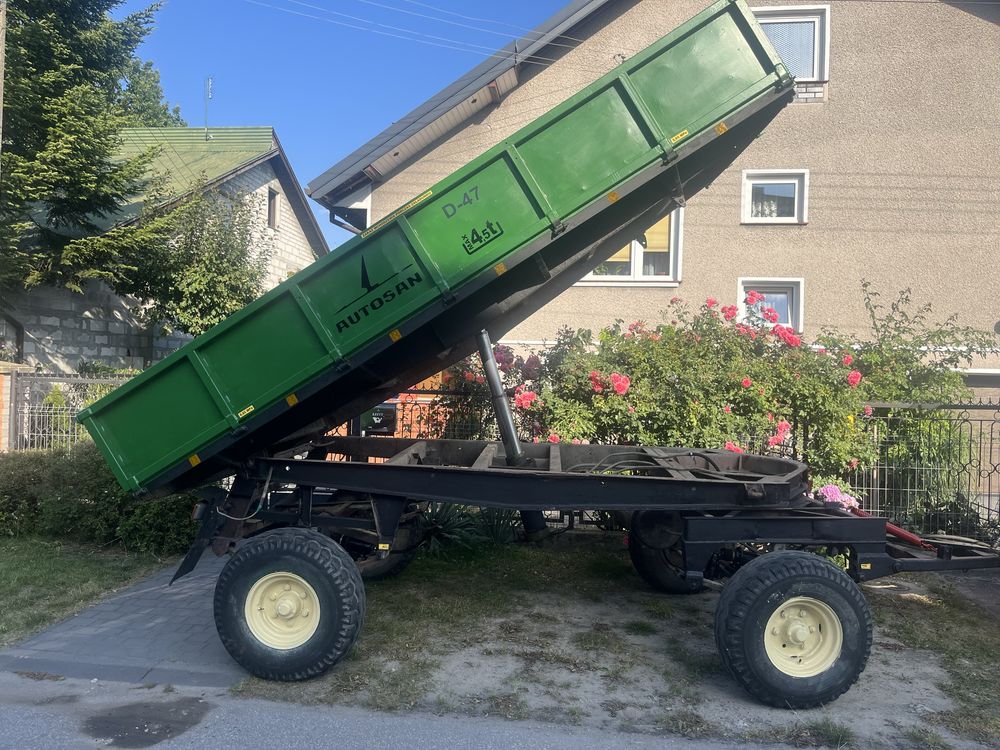 Przyczepa D 47 wywrotka