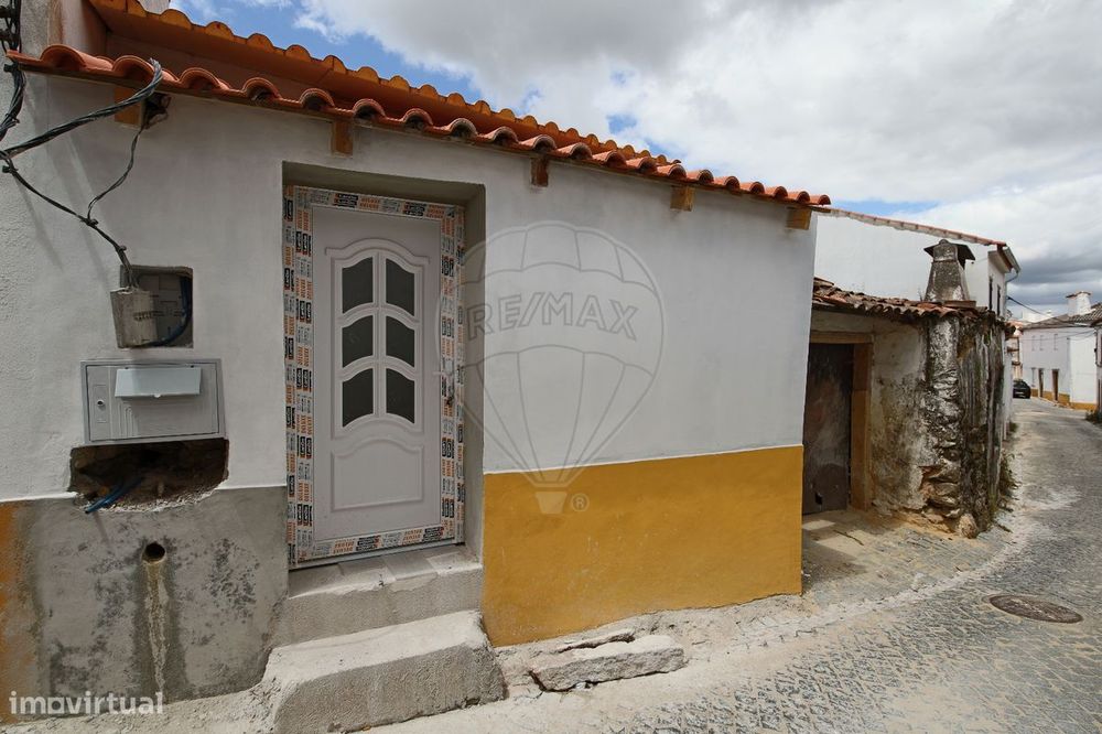 Moradia T2 para venda