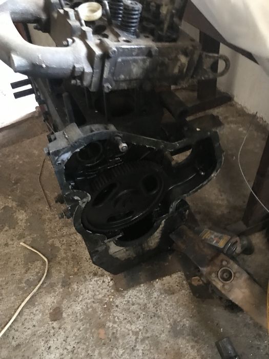 Запчастини від погрузчика