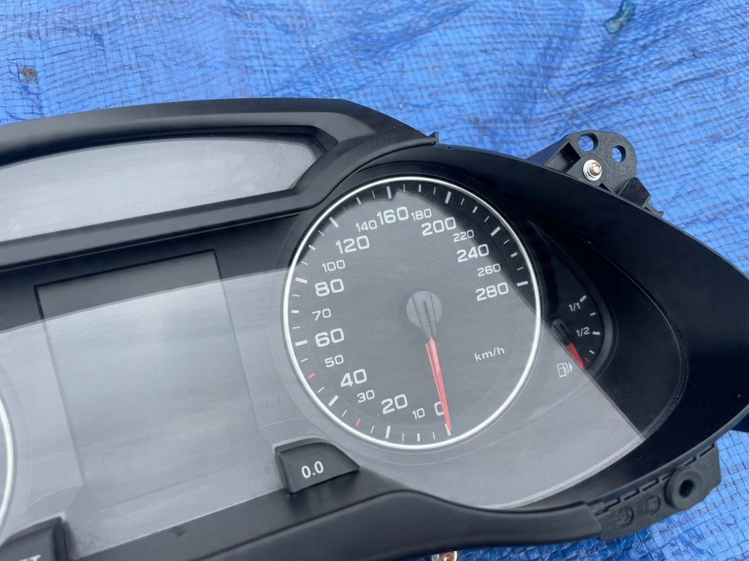 Licznik Zegar Zegary Audi A4 B83.0 Tdi Europa 8kd