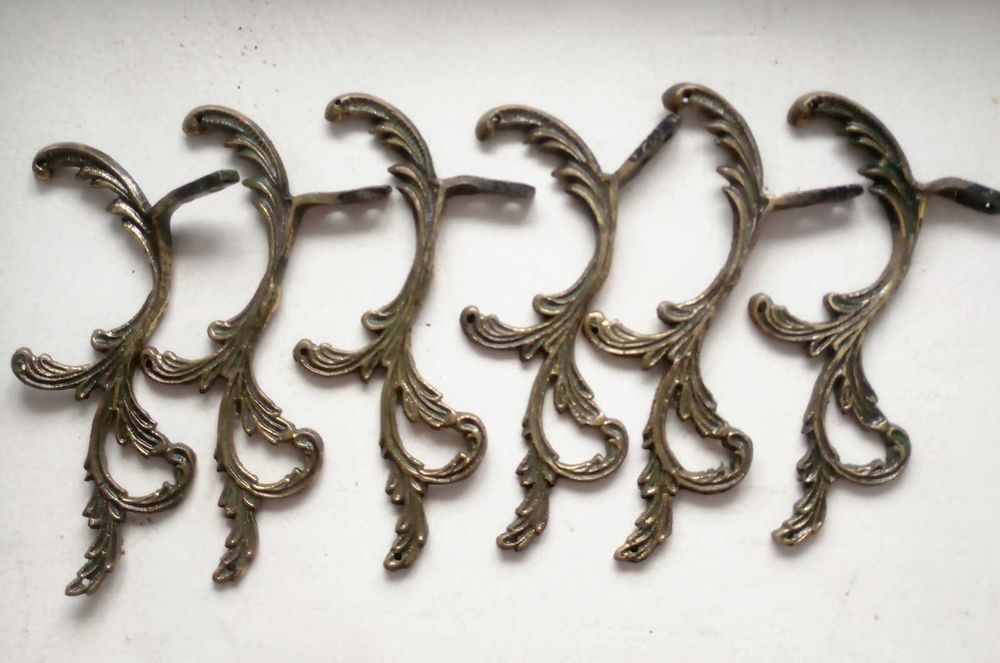 Старинные детали к мебели двери и др.