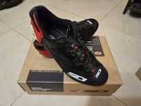 Sapatos de ciclismo