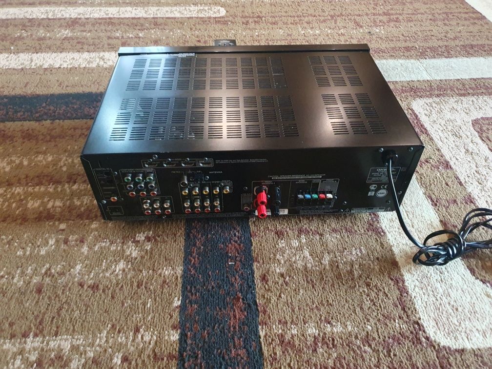 Wzmacniacz Onkyo TX-SR307 z pilotem