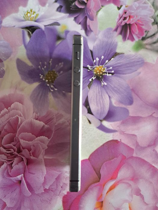 iPod 5. 64 Gb Black  б/у.
