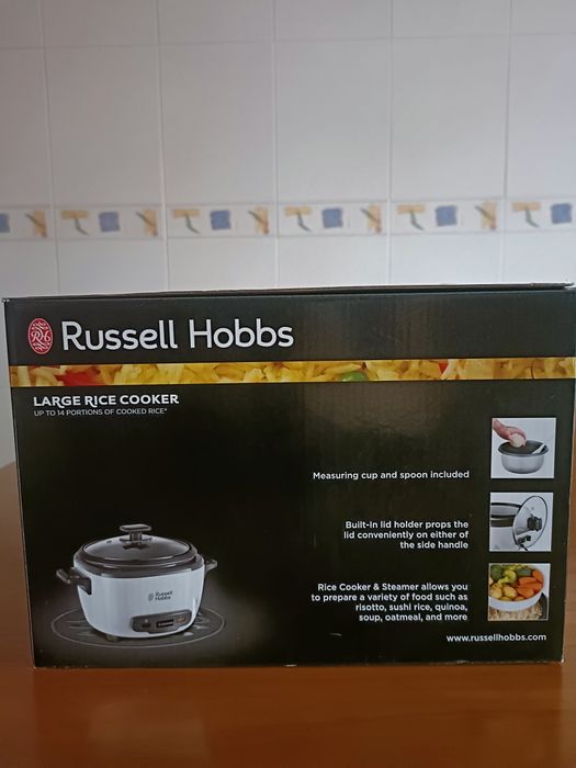 Rice Cooker Russell Hobbs – Novo, nunca usado (14 porções)