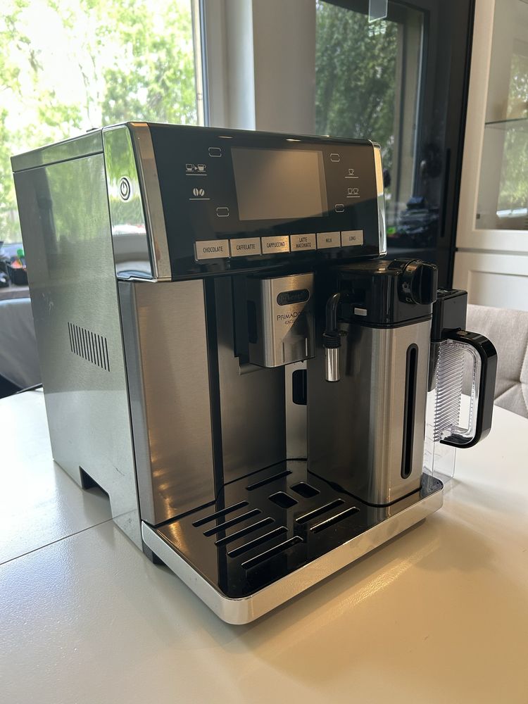 Automatyczny ekspres De'Longhi Primadonna Exclusive używany, sprawny