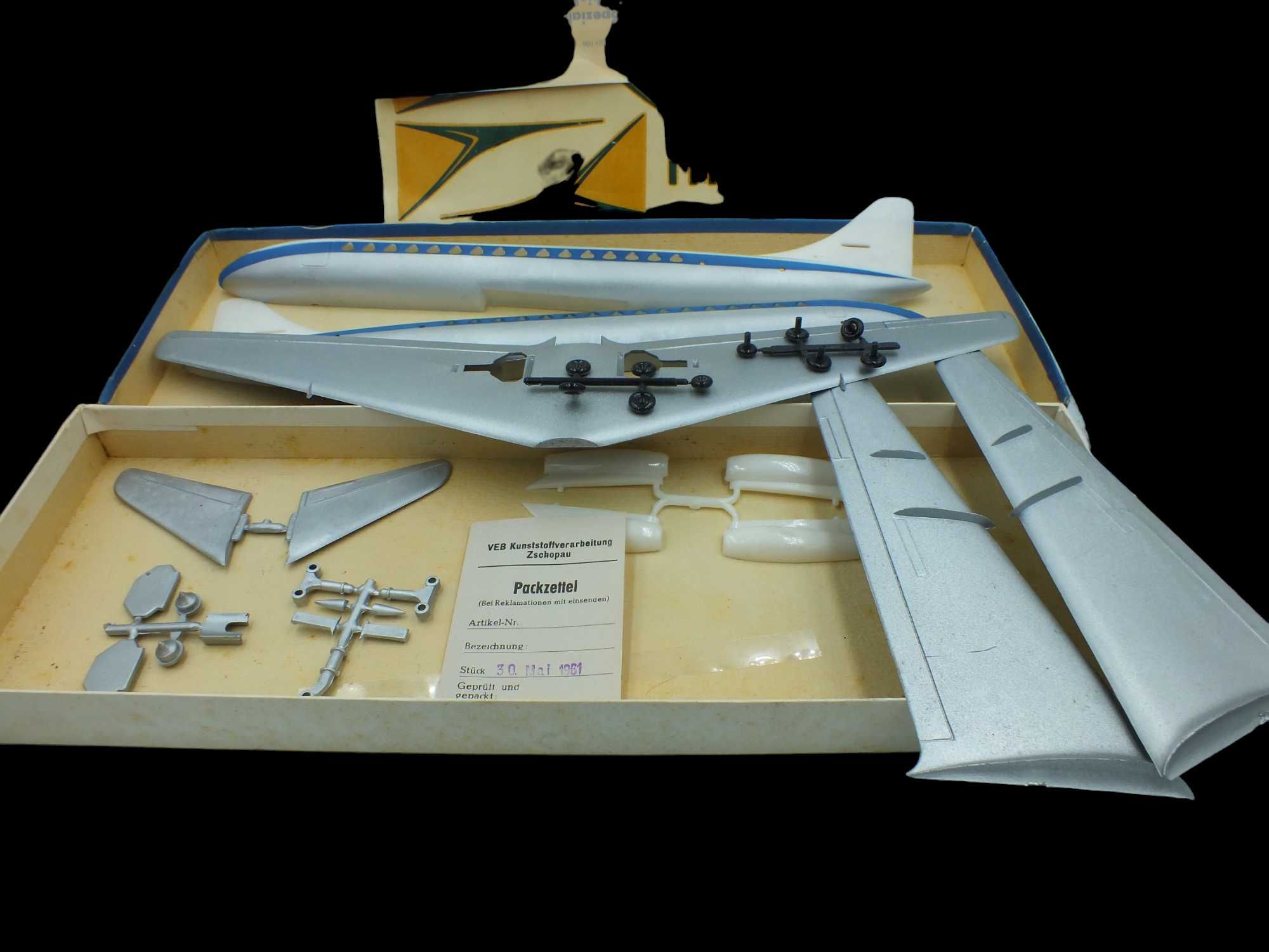 Model samolotu  Caravelle, 1:100, VEB Plasticart L