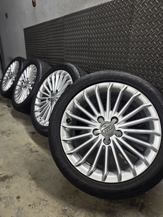 Koła Felgi Audi R17 5x112 ET46 7.0J 66.6 Opony 225/45/17 letnie