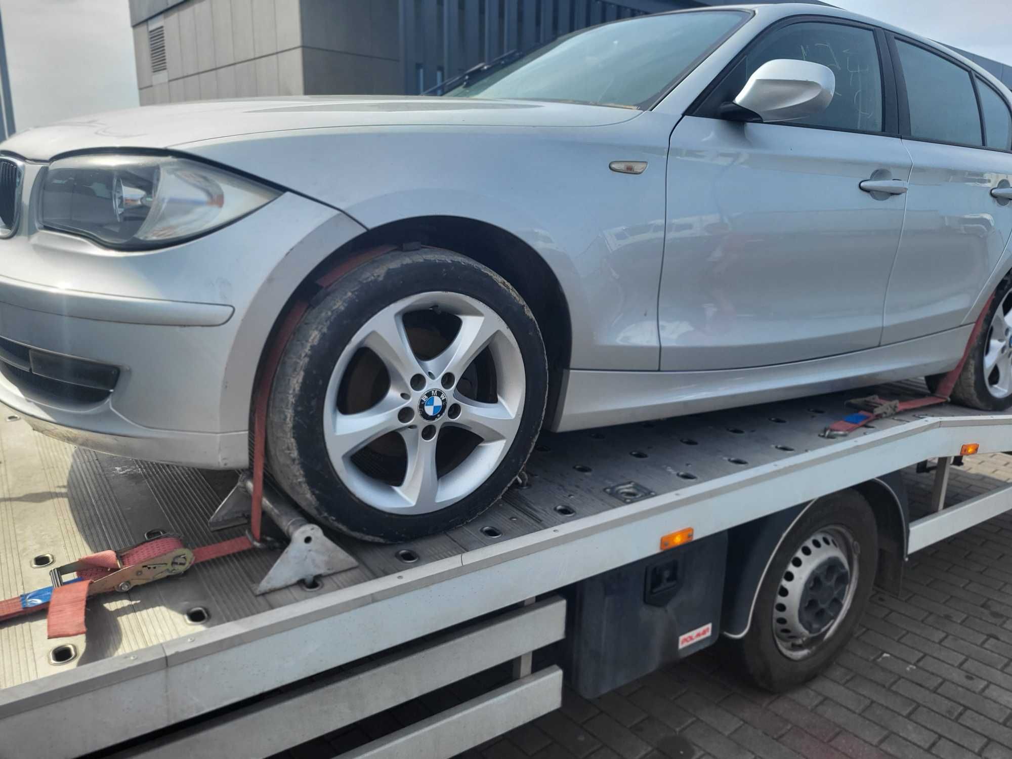 błotnik BMW e87 kolor srebrny Titansilber Metallic