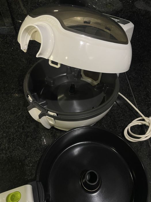Air Fryer/ Fritadeira sem óleo Actifry Tefal
