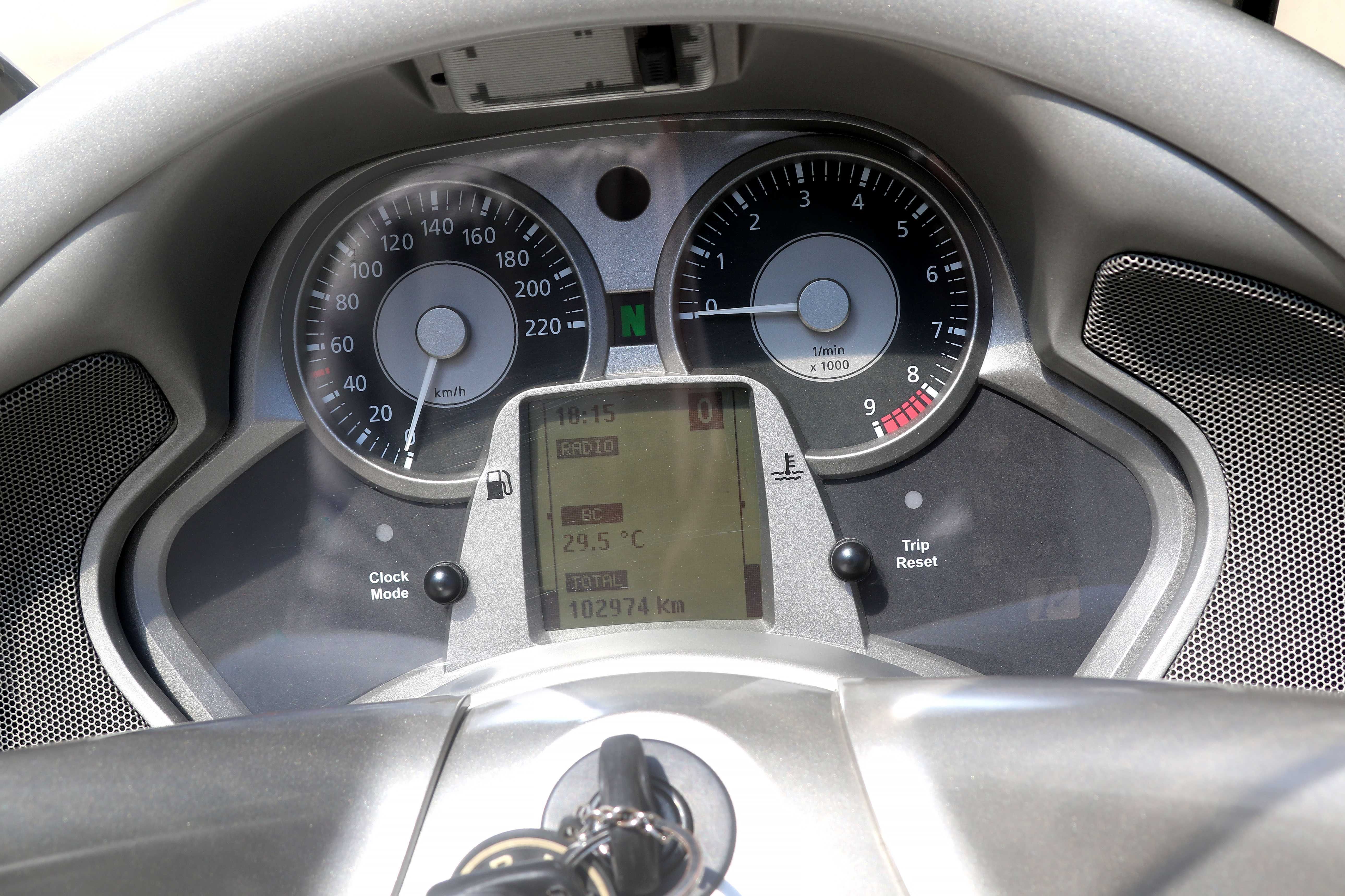 Para Venda: BMW K1200LT 2005 – Touring Completa com Extras