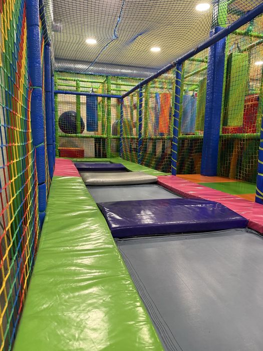 Sala zabaw, pełne wyposażenie, gotowa baza klientów