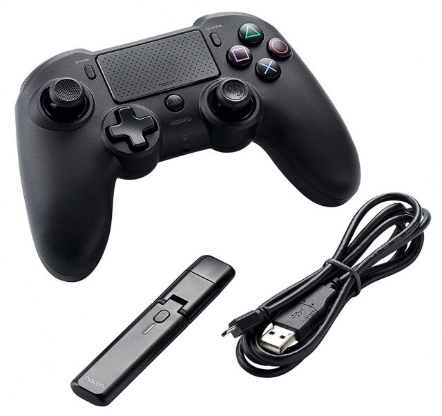 Consola Sony PS4 Pro + 4 JOGOS 

1TB Black