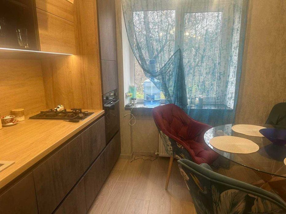 Здамо подобово в оренду затишні апартаменти м.Щасливе