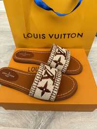 Шльопанці Lovis Vuitton