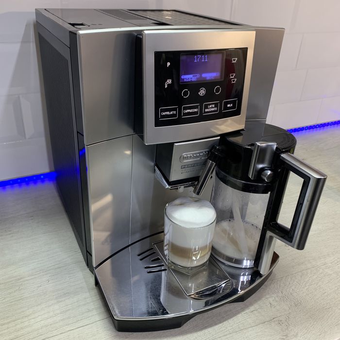 Кавоварка б/у з Німеччини (кафемашина)