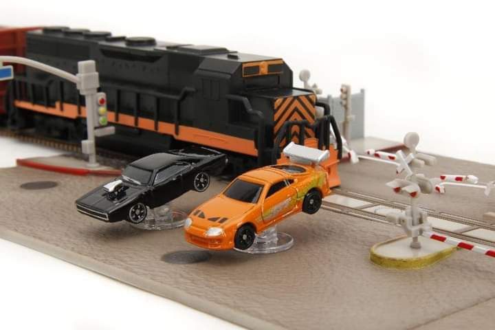 Diorama corrida Toretto vs Paul