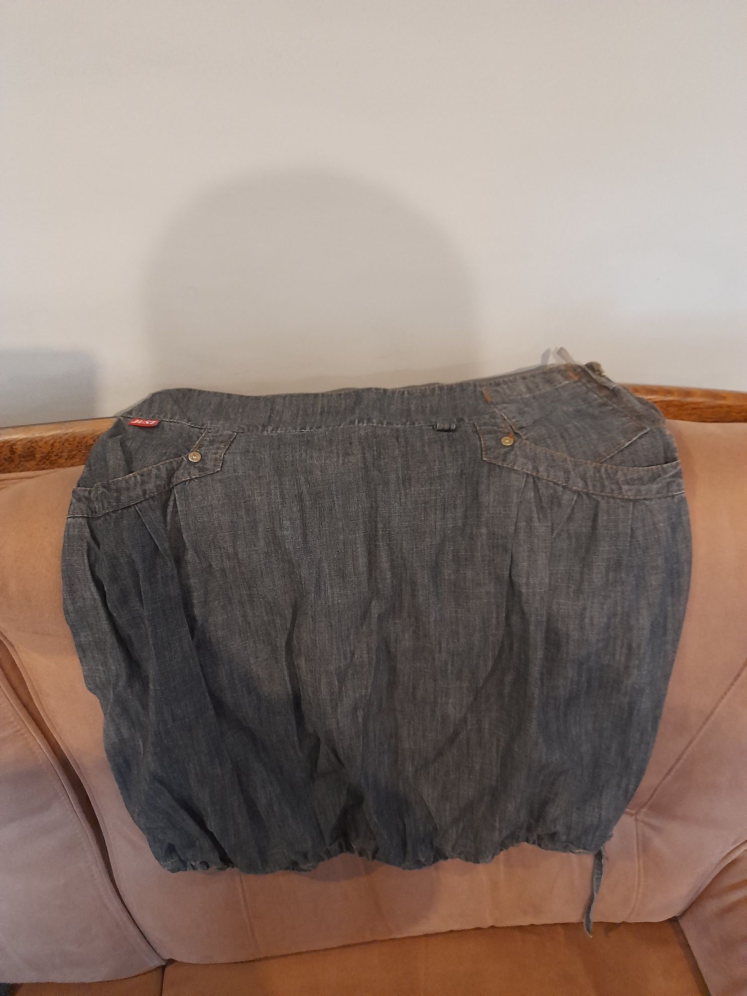 Spódnica jeansowa bombka
