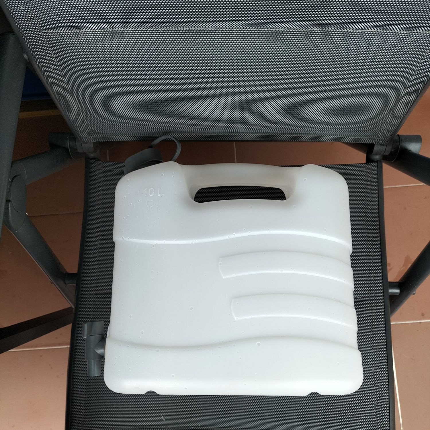 Vendo bidão com torneira