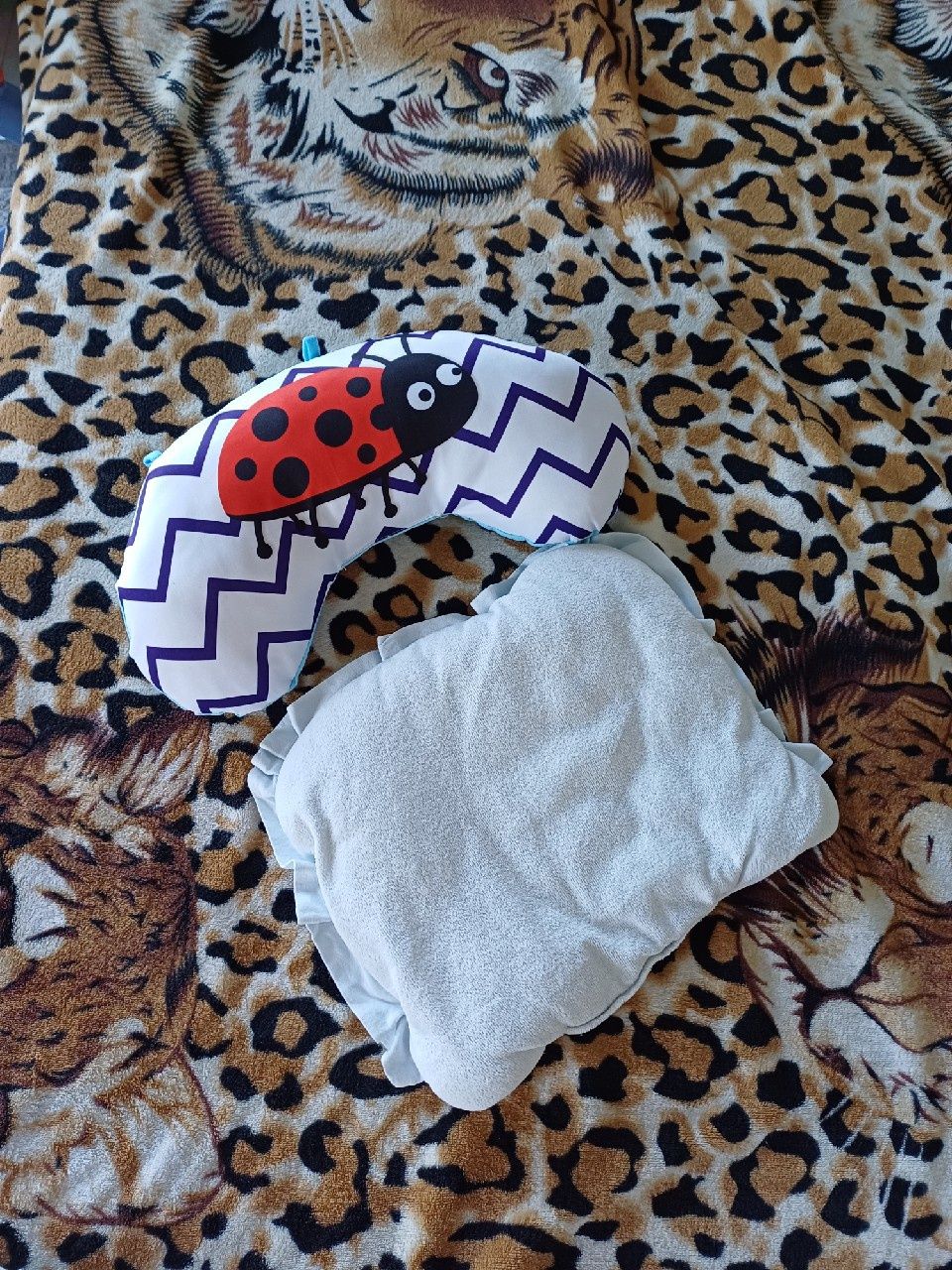 Ręcznik kąpielowy dla dziewczynki z kapturem plus gratisy