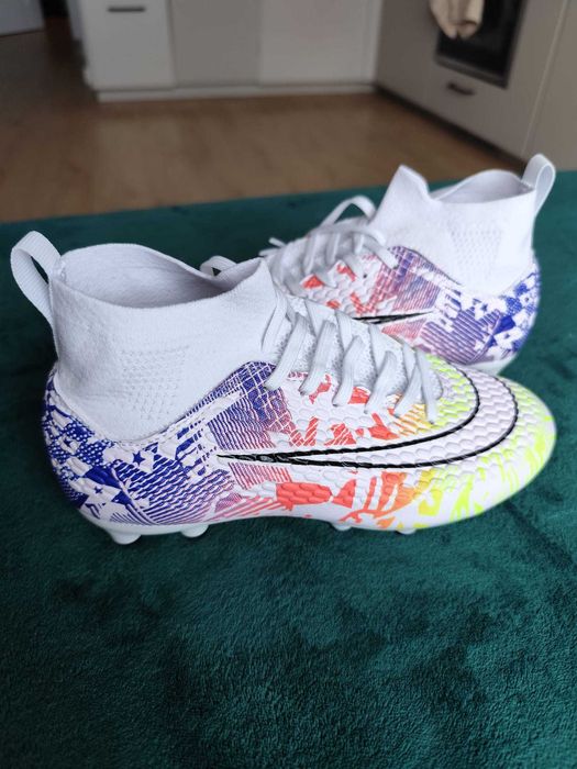 Vtasq białe Buty Piłkarskie dla Dzieci - rozmiar 36