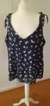 Granatowy top w jaskolki roz.44