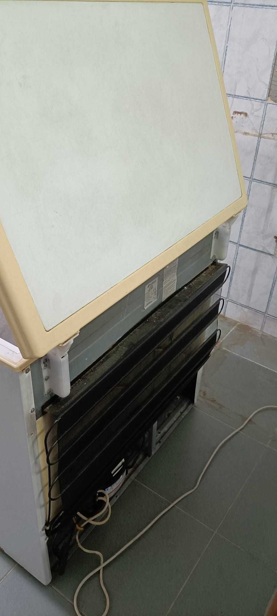 Vendo Arca Congeladora Edesa usada com as dimensões 80x86x55