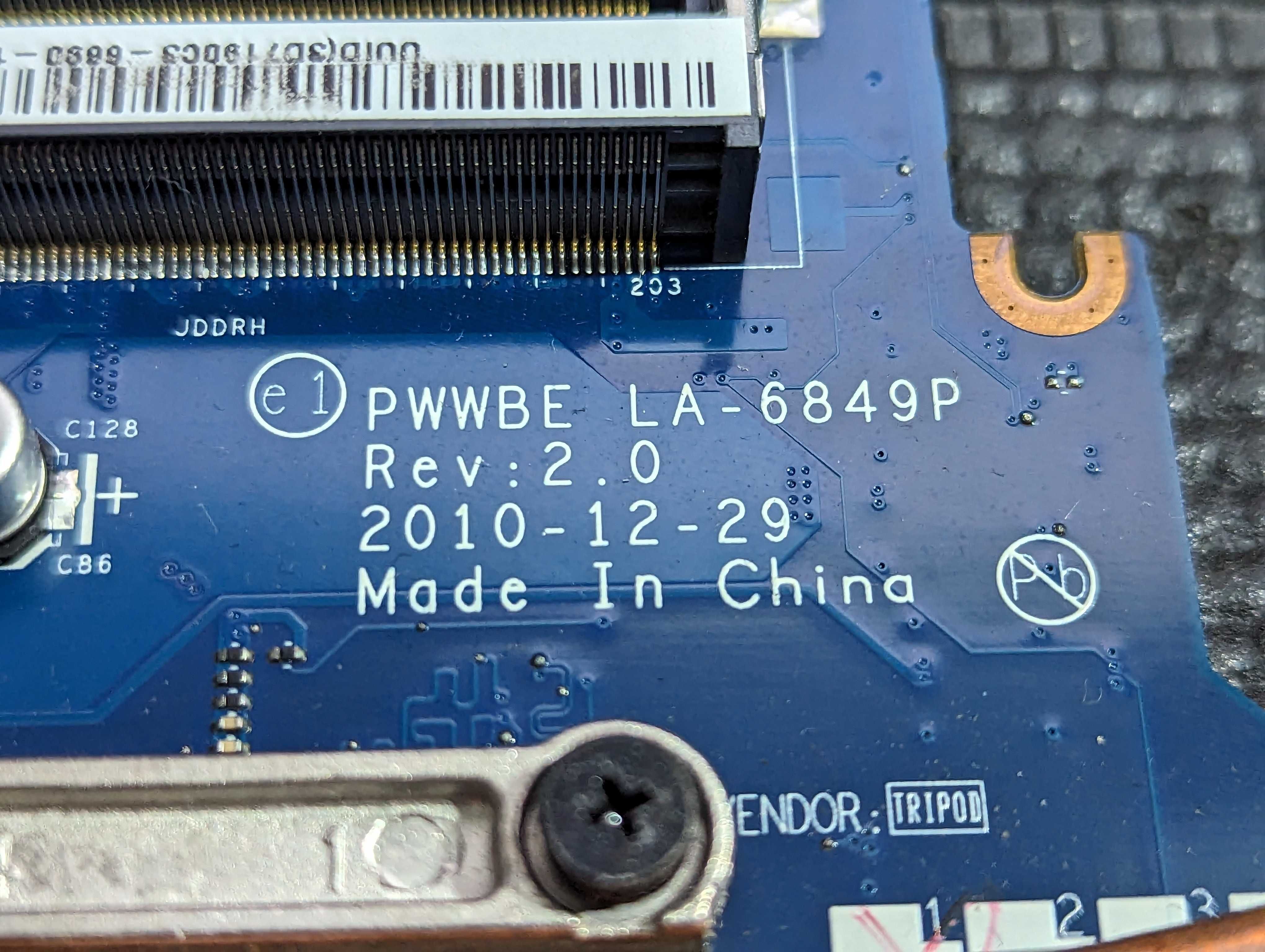 OEM Mother-Board Toshiba PWWBE LA-6849P REV: 2.0