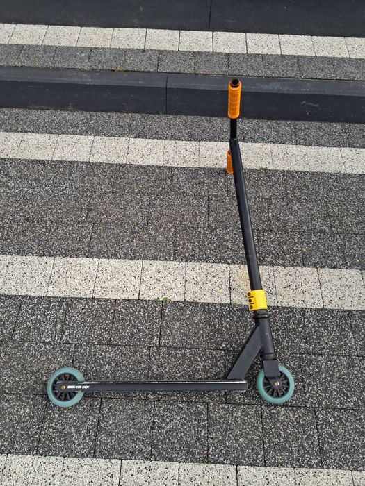 Sprzedam hulajnogę wyczynową