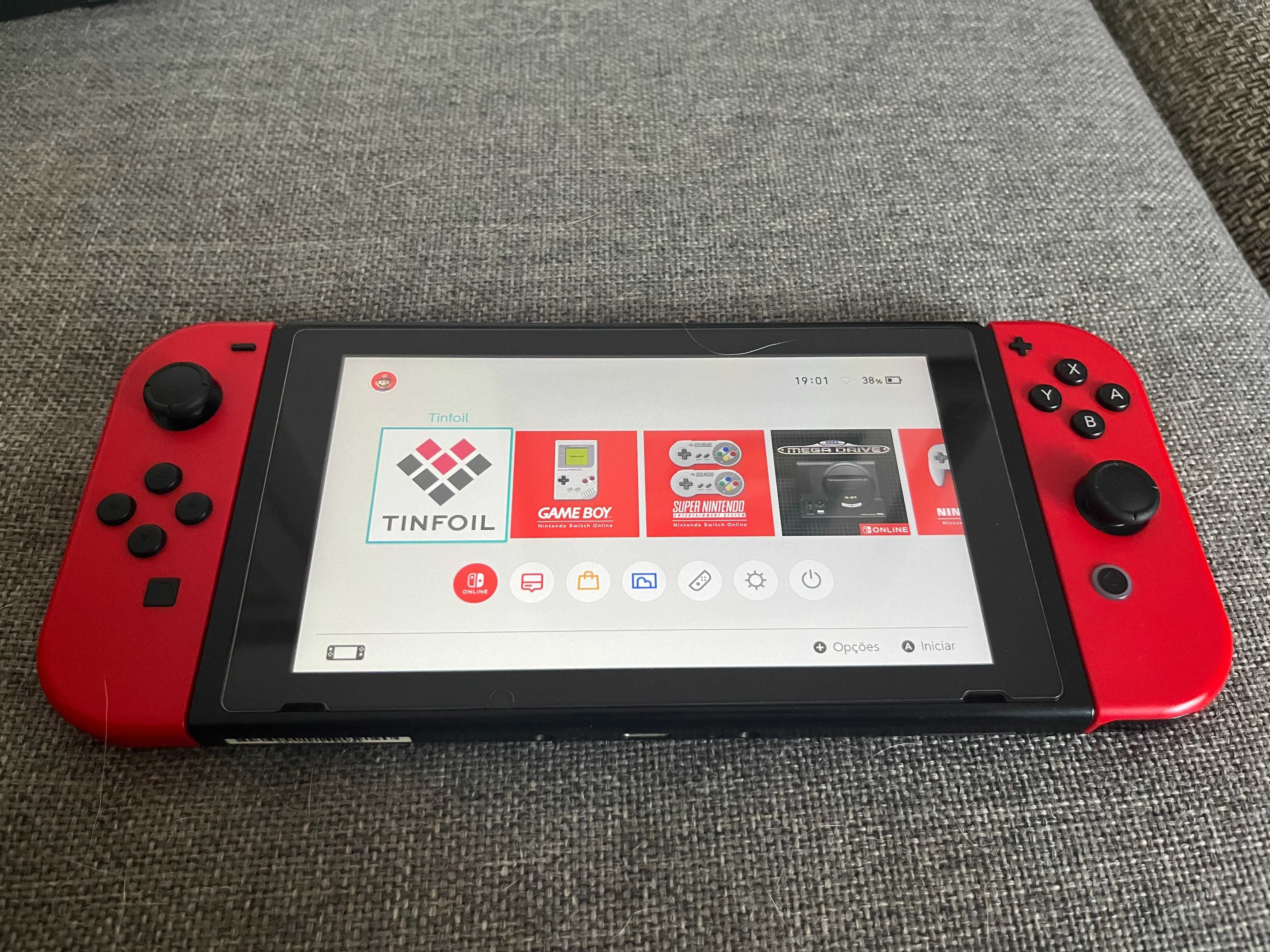 Nintendo Switch V1 Desbloqueada + Acessórios