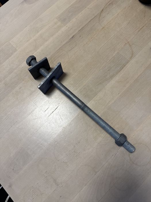 Parafusos de aperto com placas móveis – varão roscado (30 unidades)