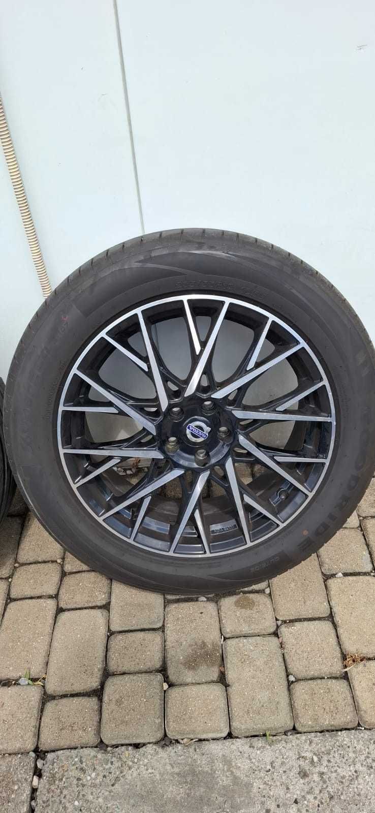 Komplet kół Volvo XC60 z oponami letnimi 235/55/R19