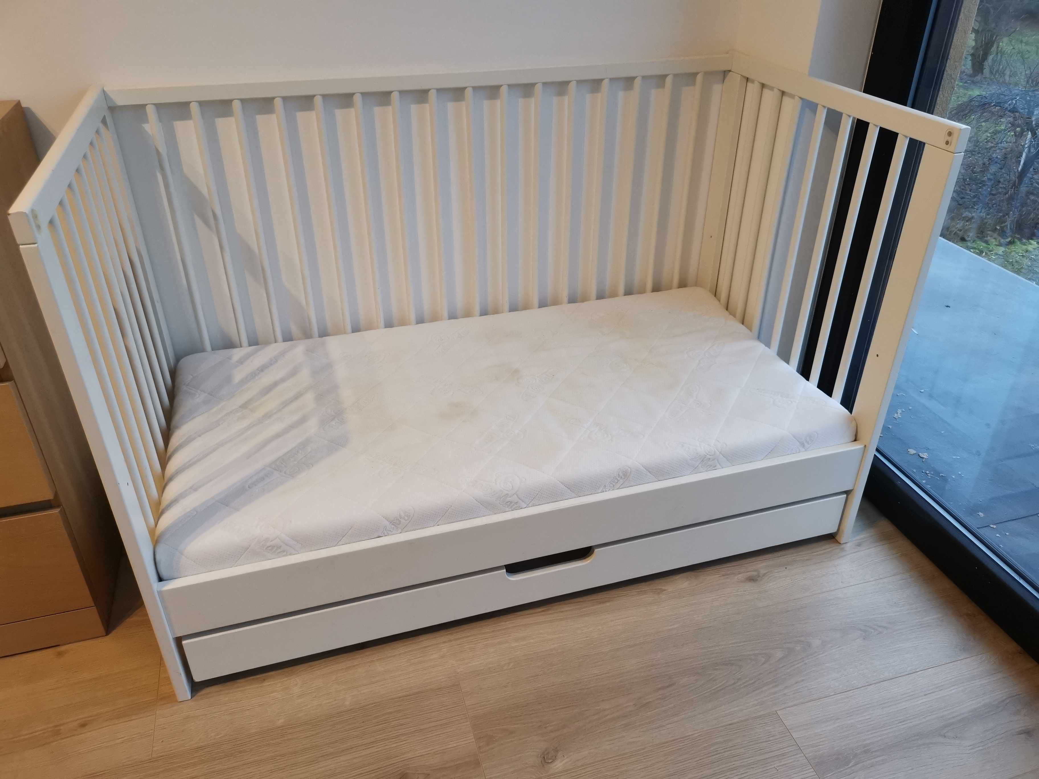 Łóżko dziecięce Gulliver białe IKEA z szufladą w komplecie