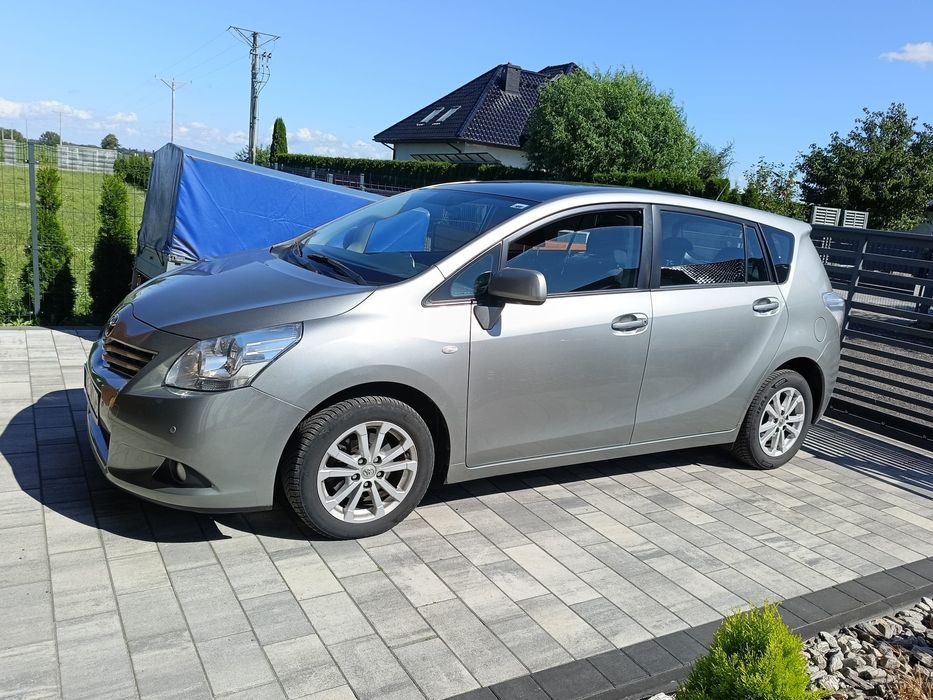 Toyota Verso 1,8 benzyna mozliwa zamiana na mniejsze auto