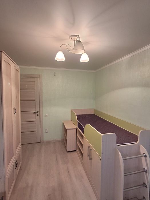 Продам 4к квартиру с ремонтом !