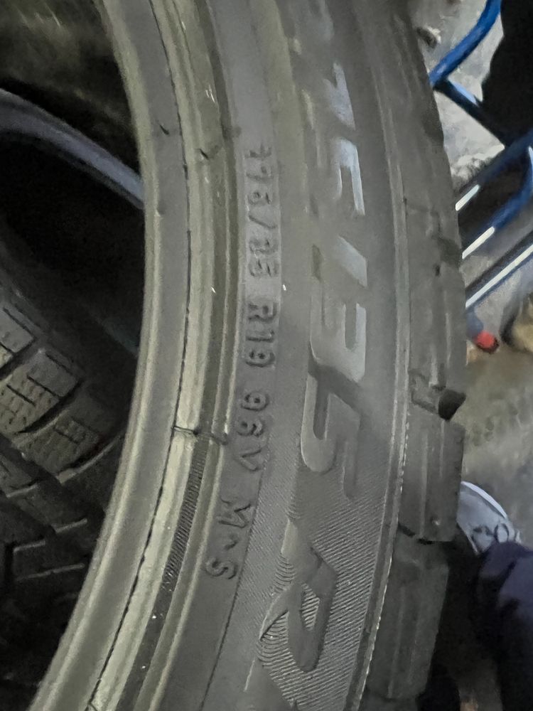 285/30/20+275/35/19 R20 Pirelli Sottozero 3 4шт зима