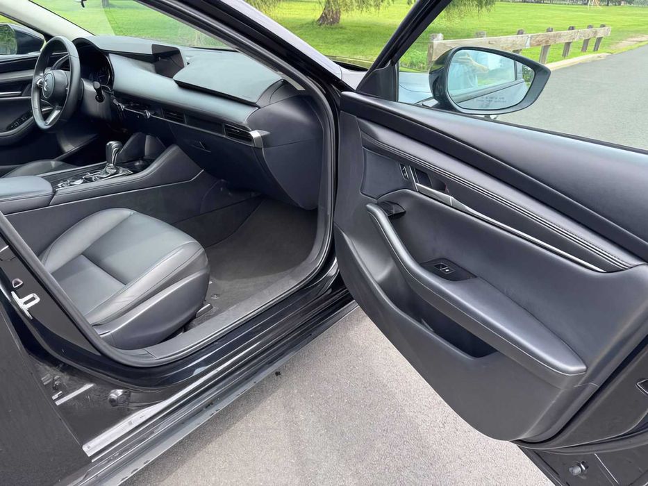 Mazda Mazda3      2024