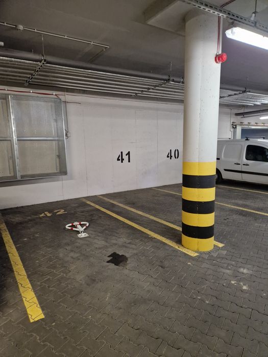 Miejsce postojowe w garażu podziemnym. Rzeszów ul. Kopisto.