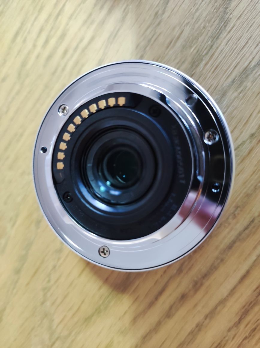 Objetiva Lumix 12-32.