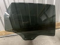 Szyba prawy tył  ford escape mk3 2022