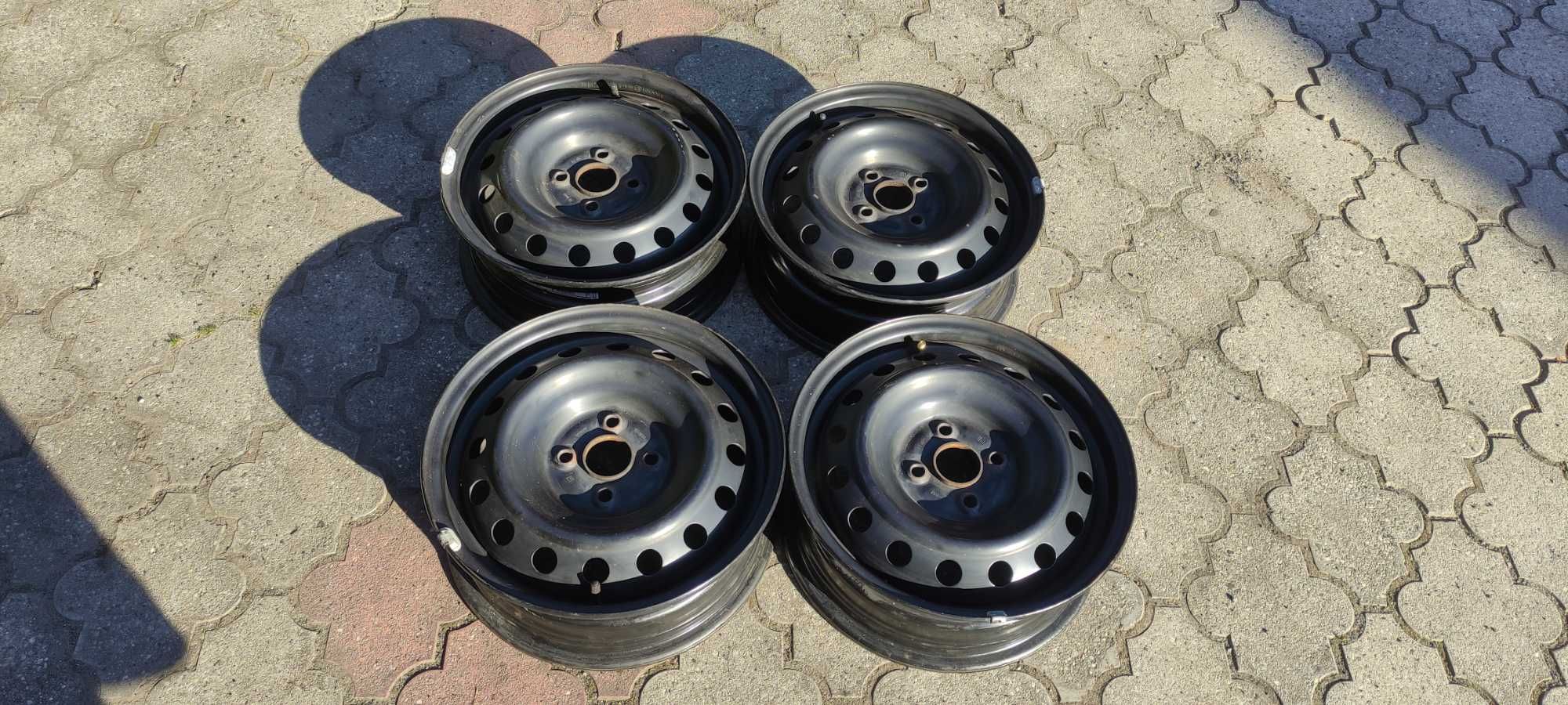 Felgi 15 Toyota Yaris IQ Suzuki Swift Kia Rio Stonic 4x100, et45 nr14