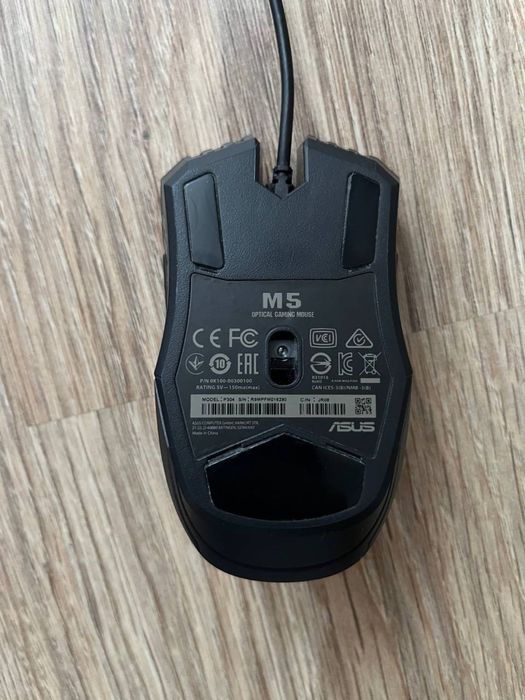 Оригінальна компʼютерна мишка ASUS M5