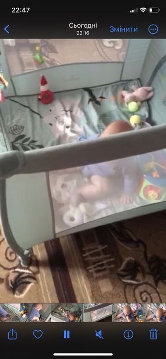 Дитячий манеж гарний