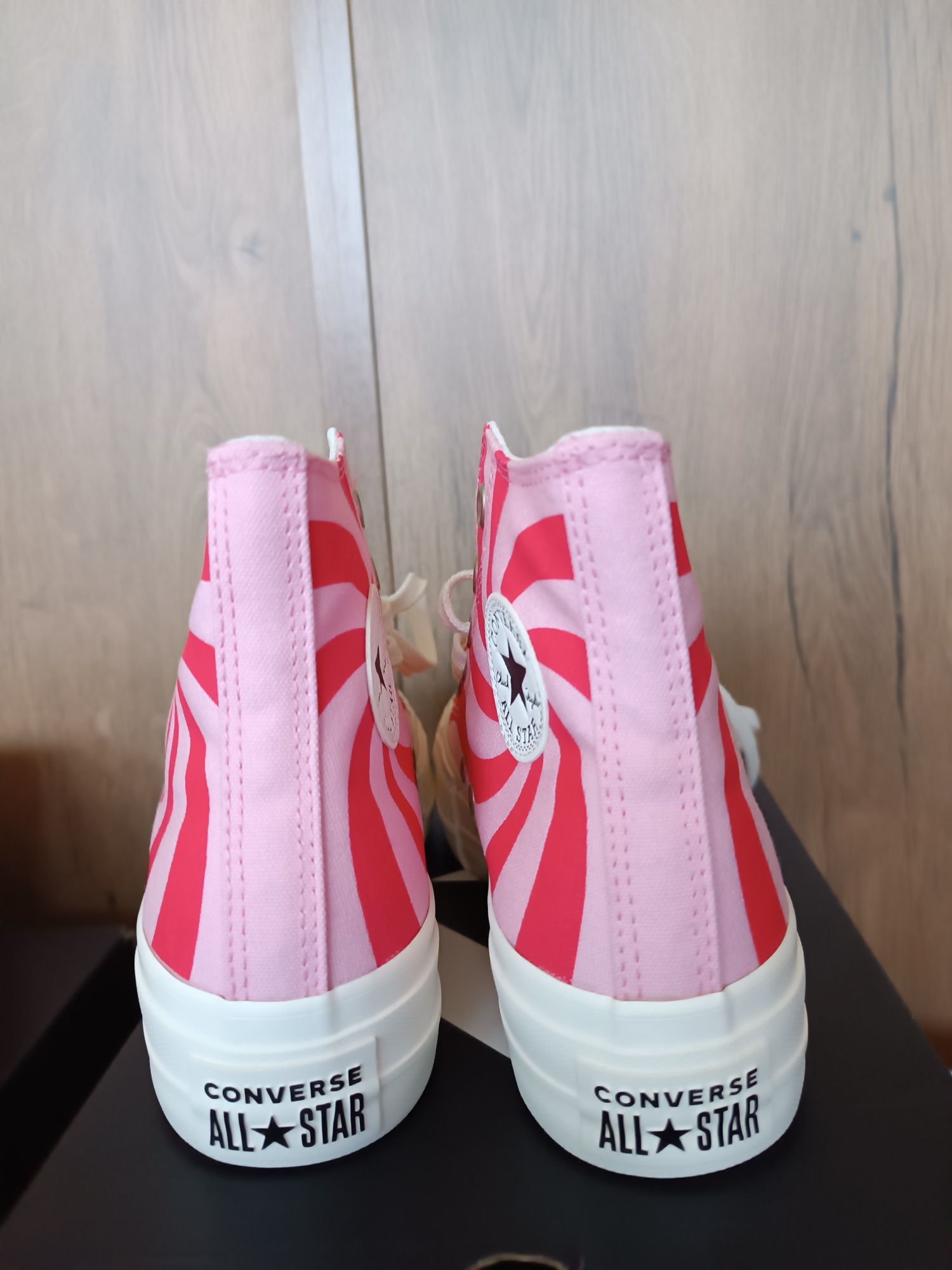 Nowe Converse rozmiar 36.5