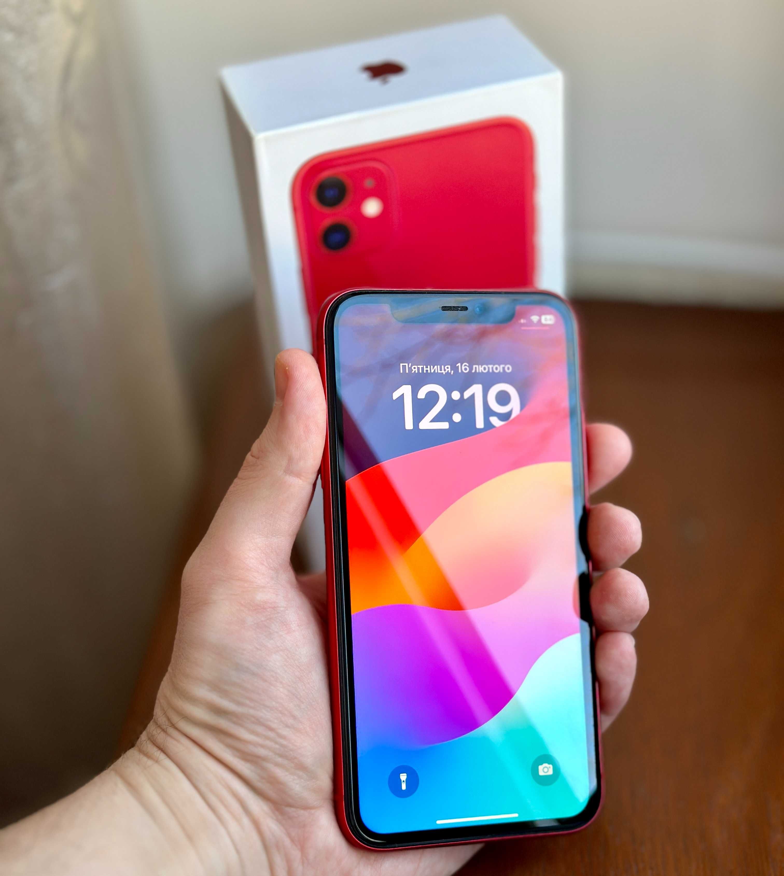 Продам неверлок комплект iPhone 11 produkt red 64 gb