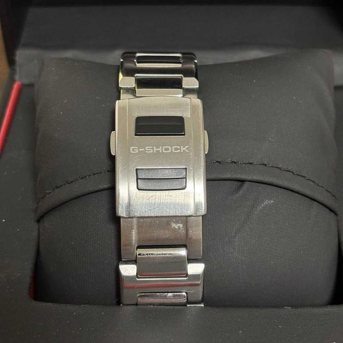 Продам годинник CASIO G-SHOCK MTG-S1000D-1AJF